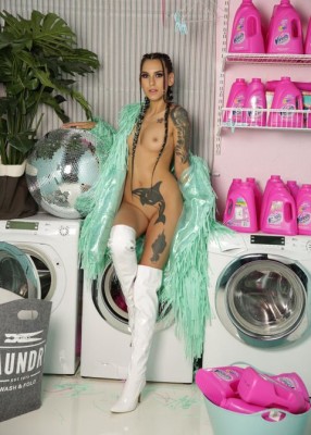 Проститутка Марта????